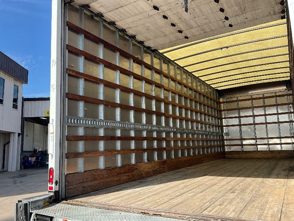 Medium Duty Box Truck-Light and Medium Duty Trucks-Freightliner-2020-M2-Dallas-TX-214,676\n\t\tmiles-$ 45,000 - Image 10