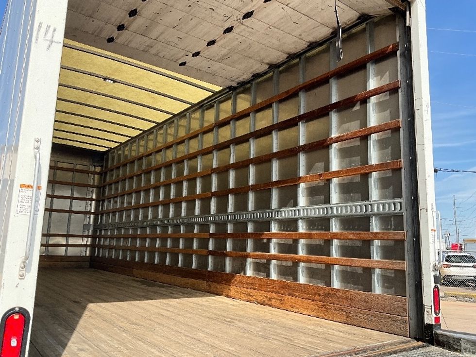 Medium Duty Box Truck-Light and Medium Duty Trucks-Freightliner-2020-M2-Dallas-TX-214,676\n\t\tmiles-$ 45,000 - Image 11