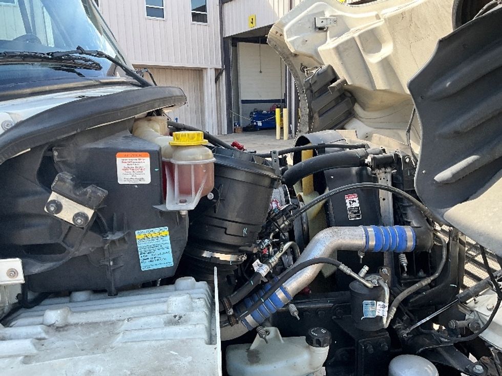 Medium Duty Box Truck-Light and Medium Duty Trucks-Freightliner-2020-M2-Dallas-TX-214,676\n\t\tmiles-$ 45,000 - Image 22