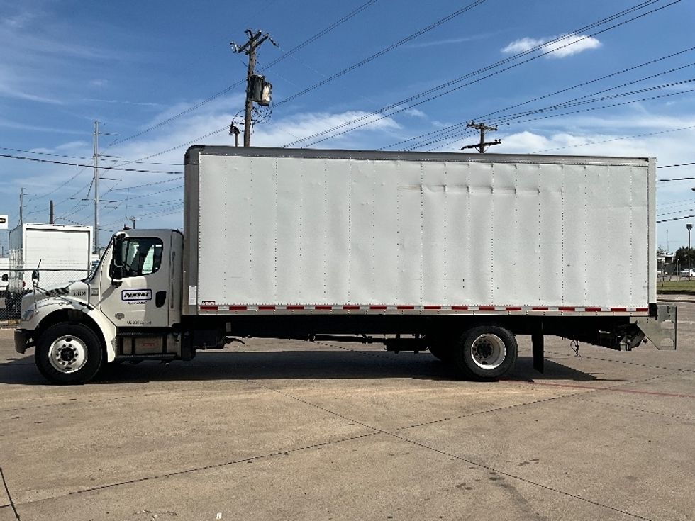 Medium Duty Box Truck-Light and Medium Duty Trucks-Freightliner-2020-M2-Dallas-TX-214,676\n\t\tmiles-$ 45,000 - Image 4