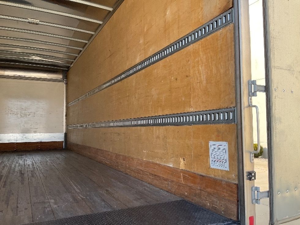 Medium Duty Box Truck-Light and Medium Duty Trucks-Freightliner-2020-M2-Dallas-TX-32,353\n\t\tmiles-$ 71,500 - Image 12