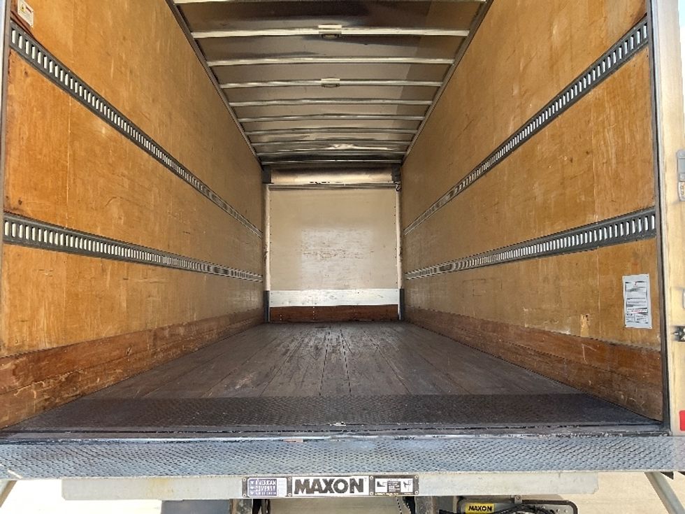 Medium Duty Box Truck-Light and Medium Duty Trucks-Freightliner-2020-M2-Dallas-TX-32,353\n\t\tmiles-$ 71,500 - Image 8