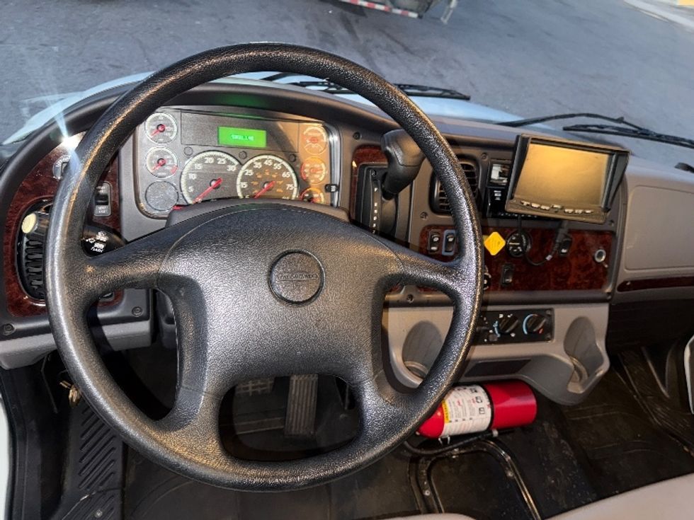 Medium Duty Box Truck-Light and Medium Duty Trucks-Freightliner-2020-M2-Dallas-TX-53,031\n\t\tmiles-$ 71,000 - Image 18