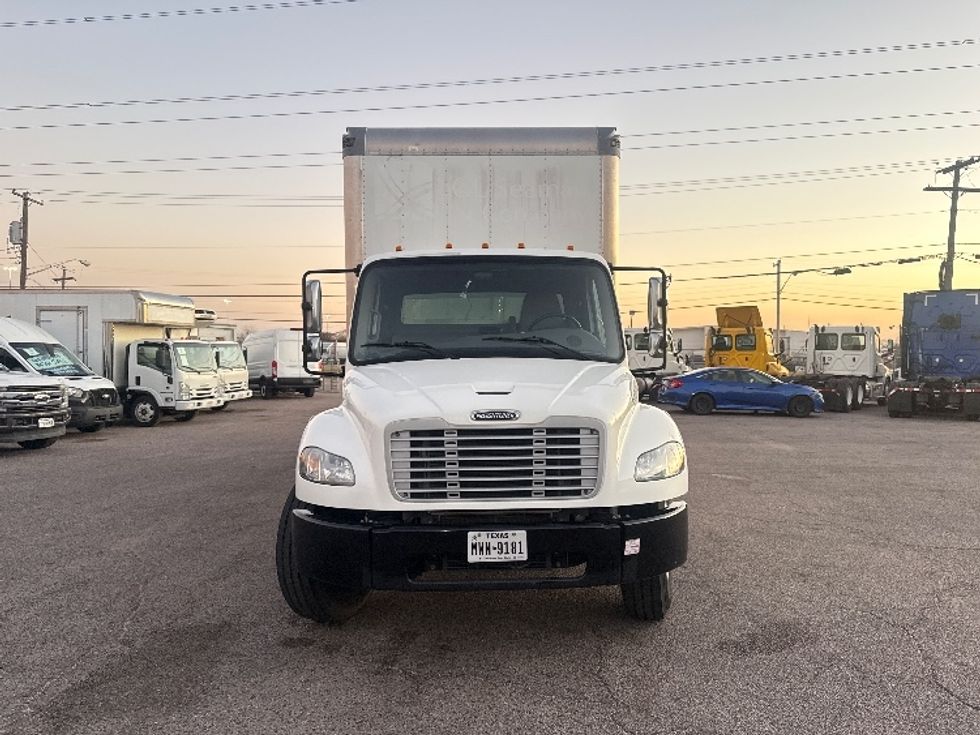 Medium Duty Box Truck-Light and Medium Duty Trucks-Freightliner-2020-M2-Dallas-TX-53,031\n\t\tmiles-$ 71,000 - Image 2