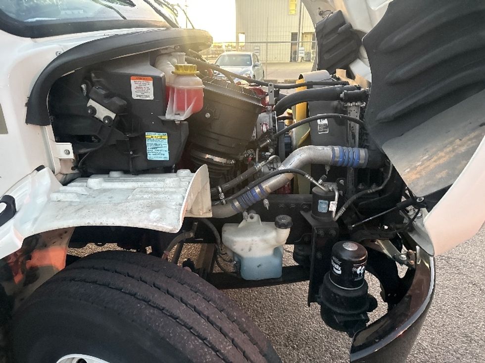 Medium Duty Box Truck-Light and Medium Duty Trucks-Freightliner-2020-M2-Dallas-TX-53,031\n\t\tmiles-$ 71,000 - Image 23