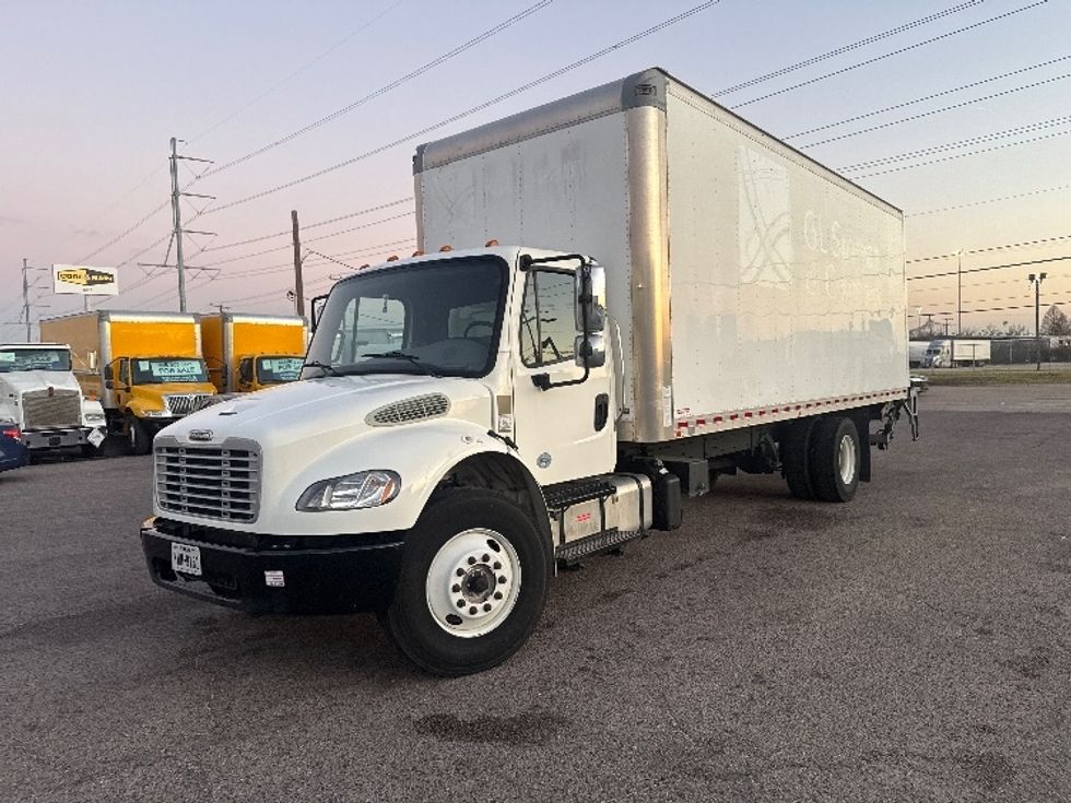 Medium Duty Box Truck-Light and Medium Duty Trucks-Freightliner-2020-M2-Dallas-TX-53,031\n\t\tmiles-$ 71,000 - Image 3
