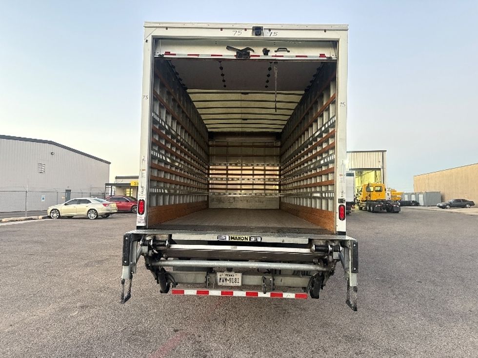 Medium Duty Box Truck-Light and Medium Duty Trucks-Freightliner-2020-M2-Dallas-TX-53,031\n\t\tmiles-$ 71,000 - Image 8