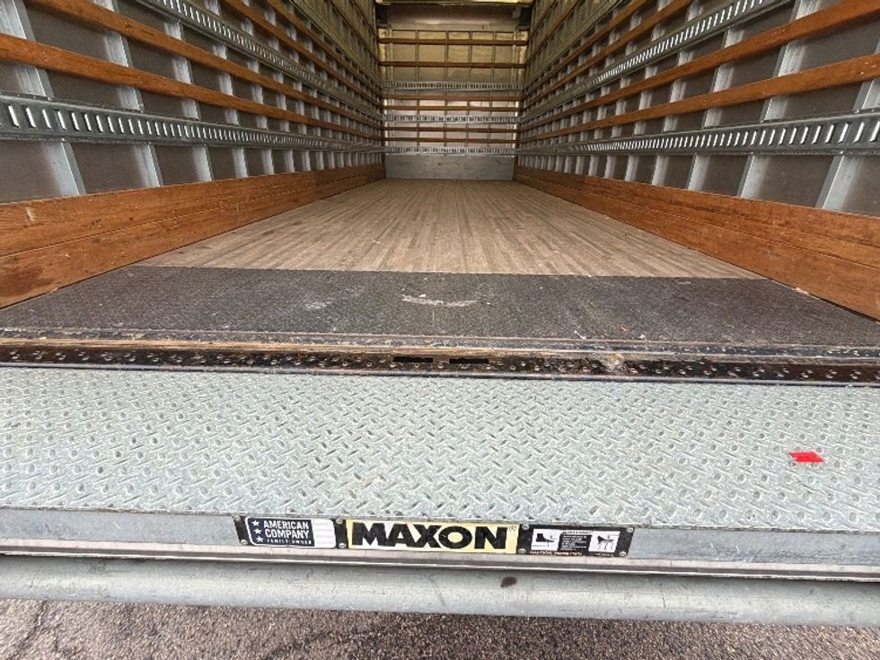 Medium Duty Box Truck-Light and Medium Duty Trucks-Freightliner-2020-M2-Dallas-TX-55,622\n\t\tmiles-$ 70,500 - Image 10