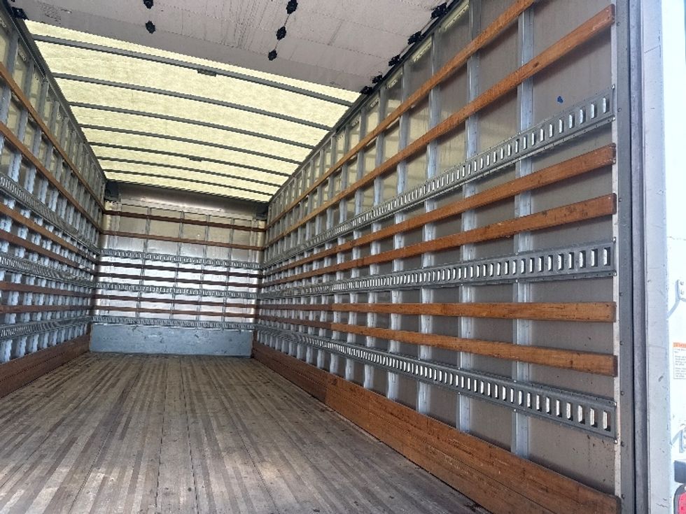 Medium Duty Box Truck-Light and Medium Duty Trucks-Freightliner-2020-M2-Dallas-TX-56,427\n\t\tmiles-$ 70,500 - Image 12