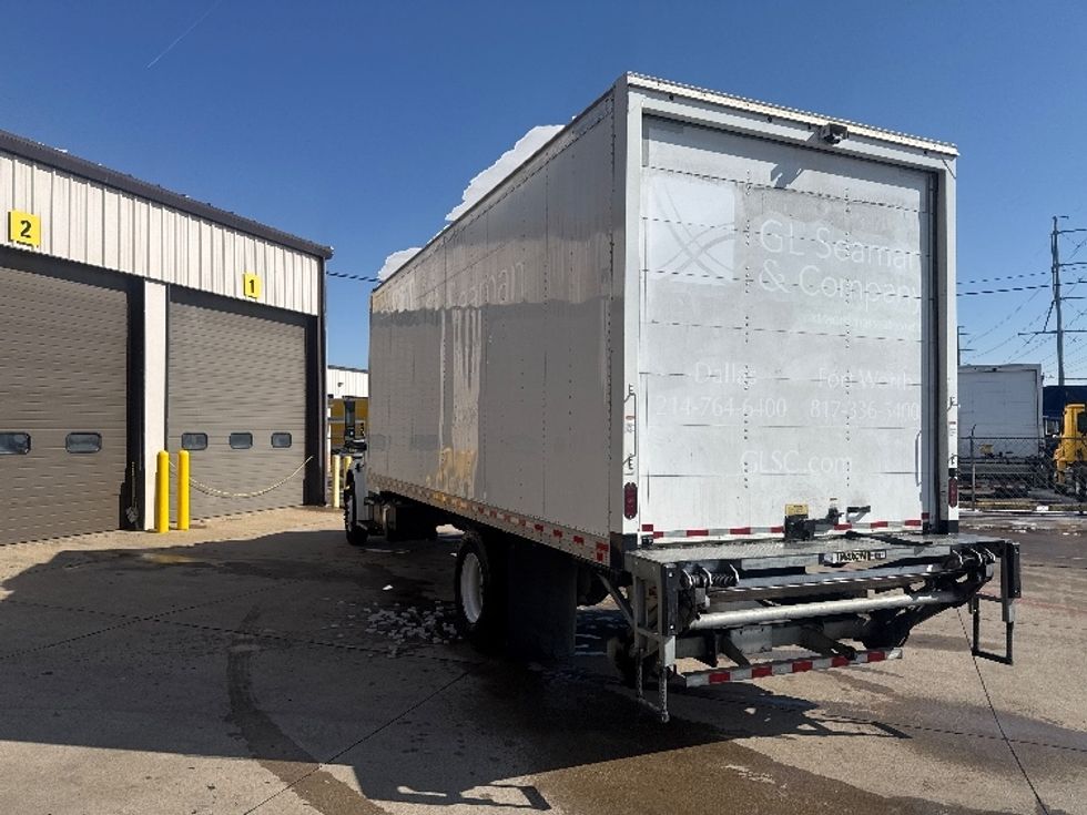 Medium Duty Box Truck-Light and Medium Duty Trucks-Freightliner-2020-M2-Dallas-TX-56,427\n\t\tmiles-$ 70,500 - Image 6