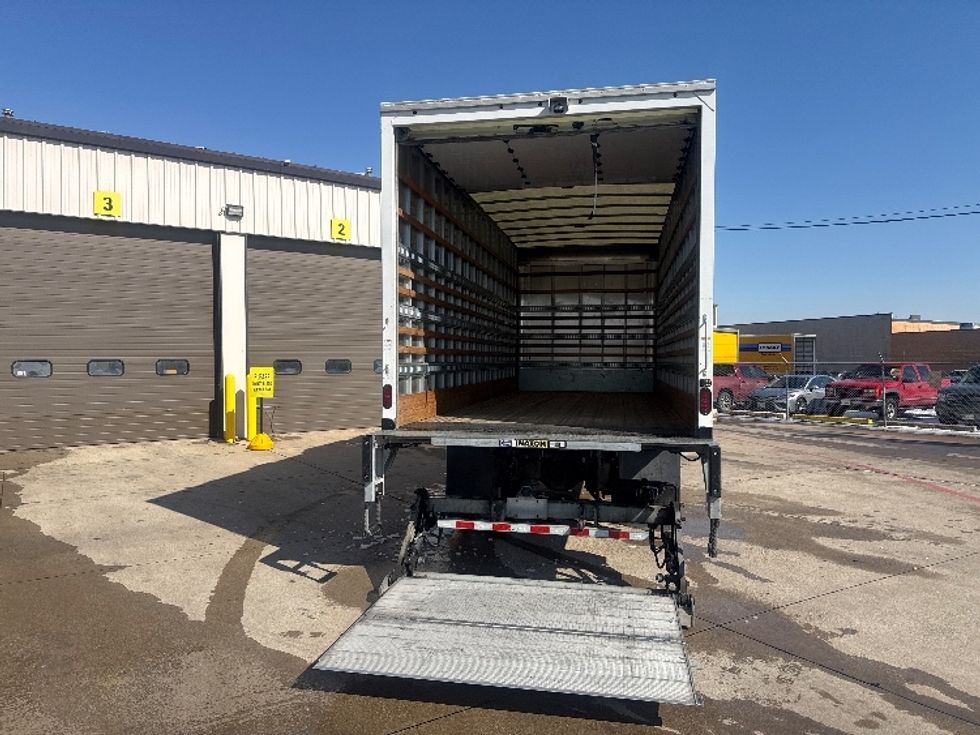 Medium Duty Box Truck-Light and Medium Duty Trucks-Freightliner-2020-M2-Dallas-TX-56,427\n\t\tmiles-$ 70,500 - Image 9