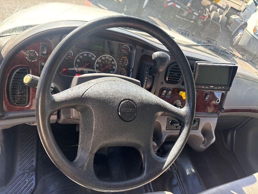 Medium Duty Box Truck-Light and Medium Duty Trucks-Freightliner-2020-M2-Dallas-TX-59,029\n\t\tmiles-$ 70,250 - Image 17