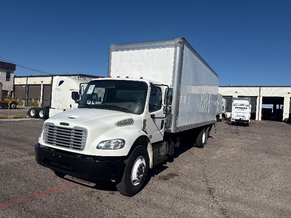 Medium Duty Box Truck-Light and Medium Duty Trucks-Freightliner-2020-M2-Dallas-TX-59,029\n\t\tmiles-$ 70,250 - Image 3