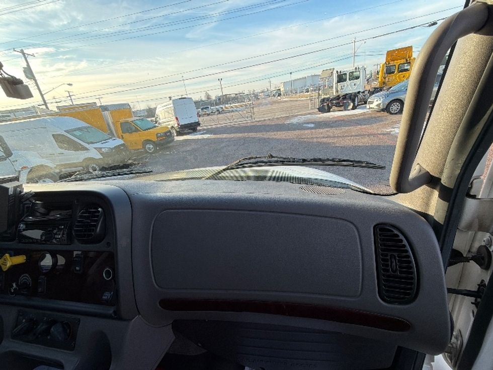 Medium Duty Box Truck-Light and Medium Duty Trucks-Freightliner-2020-M2-Dallas-TX-61,757\n\t\tmiles-$ 69,000 - Image 21