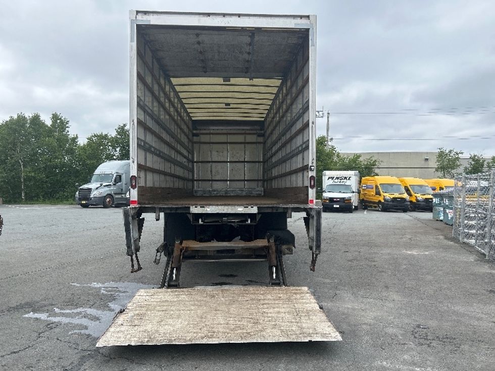 Medium Duty Box Truck-Light and Medium Duty Trucks-Freightliner-2020-M2-Dartmouth-NS-184,336\n\t\tkm-$ 69,500 - Image 9
