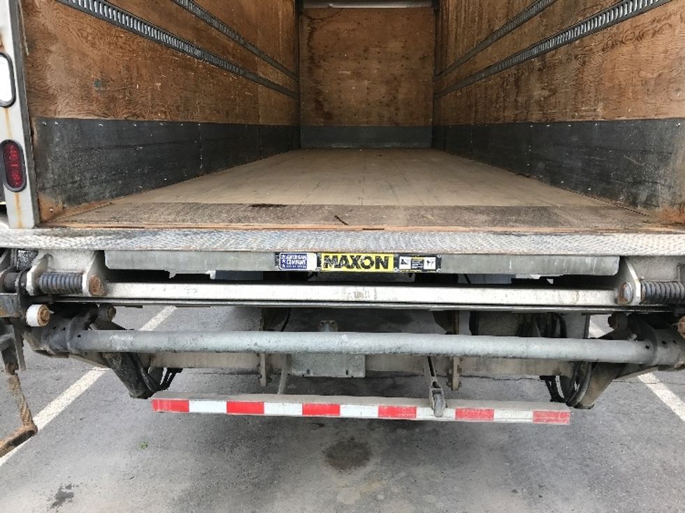 Medium Duty Box Truck-Light and Medium Duty Trucks-Freightliner-2020-M2-Dartmouth-NS-201,617\n\t\tkm-$ 75,250 - Image 10