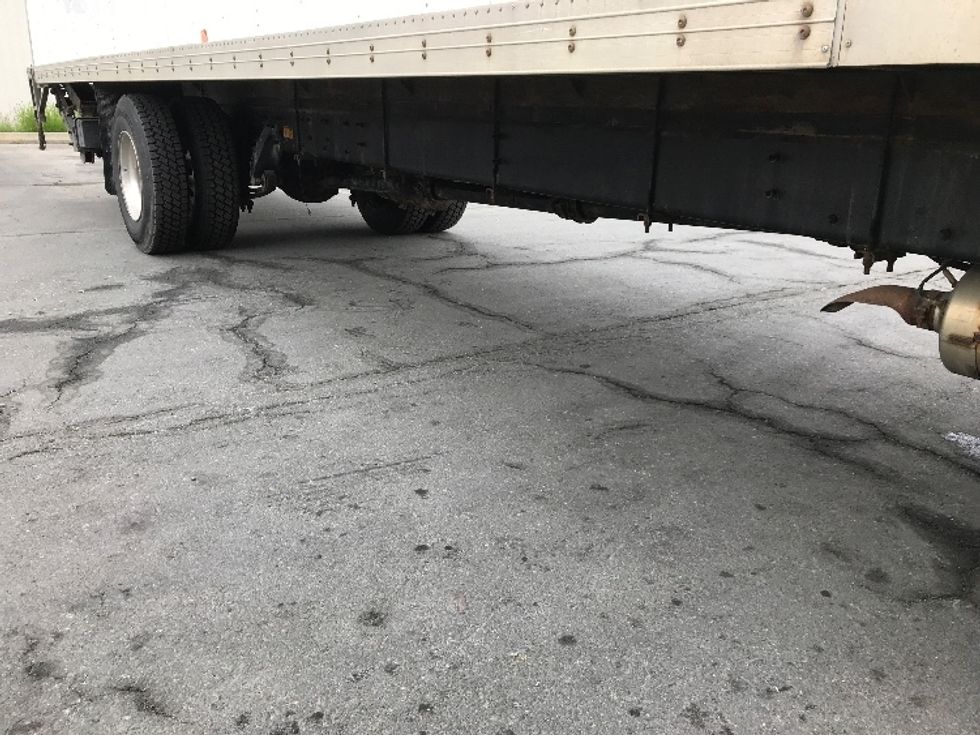 Medium Duty Box Truck-Light and Medium Duty Trucks-Freightliner-2020-M2-Dartmouth-NS-201,617\n\t\tkm-$ 75,250 - Image 14