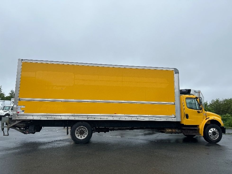 Medium Duty Box Truck-Light and Medium Duty Trucks-Freightliner-2020-M2-Dartmouth-NS-330,298\n\t\tkm-$ 57,500 - Image 15
