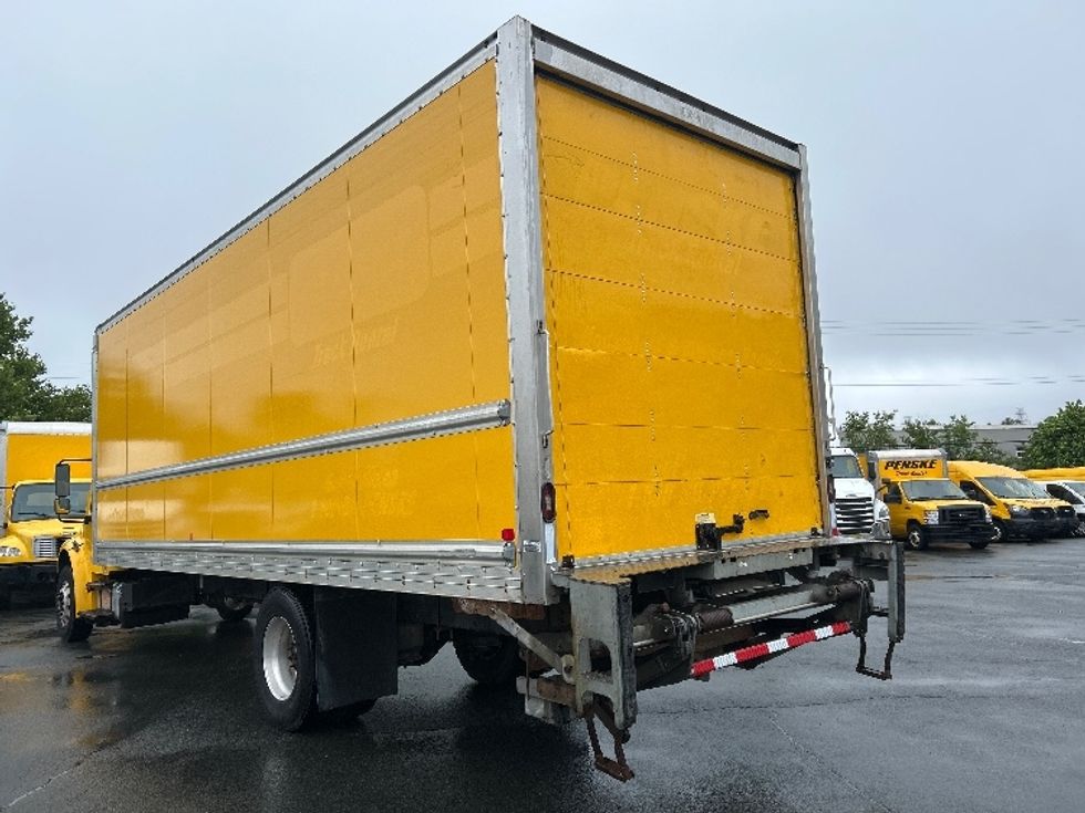 Medium Duty Box Truck-Light and Medium Duty Trucks-Freightliner-2020-M2-Dartmouth-NS-330,298\n\t\tkm-$ 57,500 - Image 6