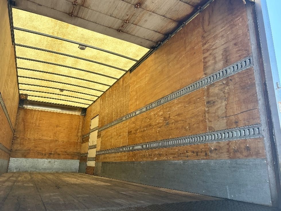 Medium Duty Box Truck-Light and Medium Duty Trucks-Freightliner-2020-M2-Davenport-IA-307,541\n\t\tmiles-$ 35,000 - Image 12