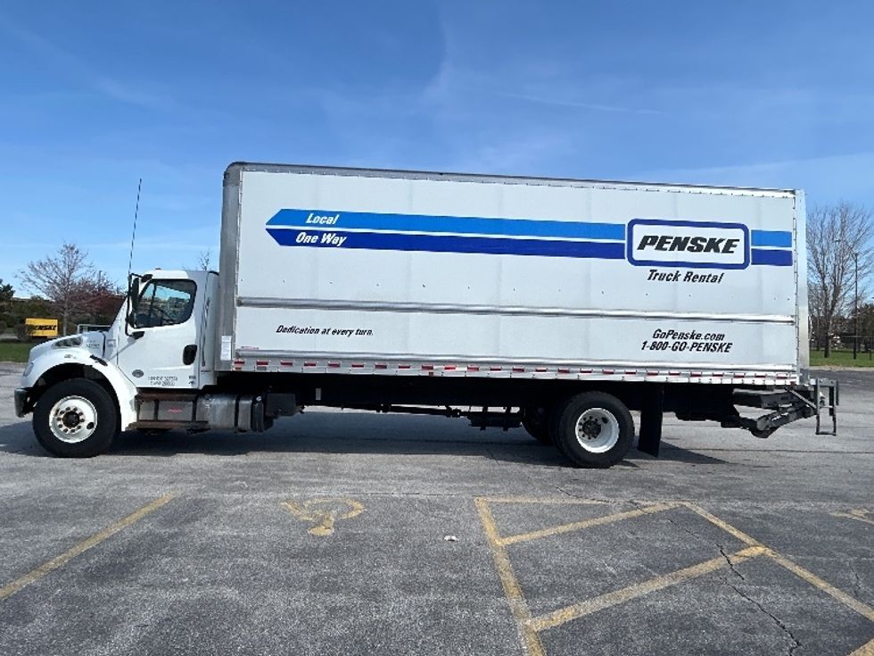Medium Duty Box Truck-Light and Medium Duty Trucks-Freightliner-2020-M2-Davenport-IA-51,922\n\t\tmiles-$ 75,250 - Image 4