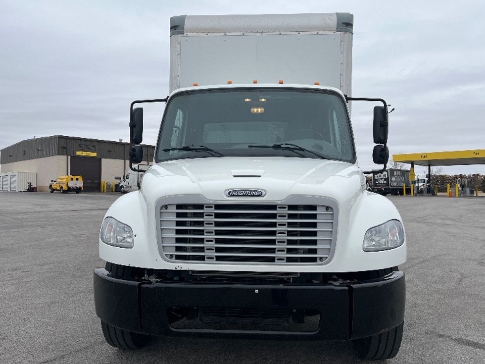 Medium Duty Box Truck-Light and Medium Duty Trucks-Freightliner-2020-M2-Davenport-IA-95,511\n\t\tmiles-$ 65,000 - Image 2
