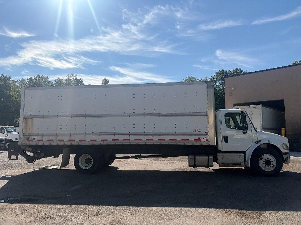 Medium Duty Box Truck-Light and Medium Duty Trucks-Freightliner-2020-M2-Dayton-NJ-114,875\n\t\tmiles-$ 57,000 - Image 11