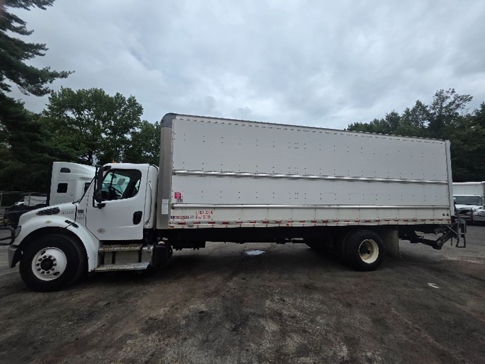 Medium Duty Box Truck-Light and Medium Duty Trucks-Freightliner-2020-M2-Dayton-NJ-114,894\n\t\tmiles-$ 46,500 - Image 4