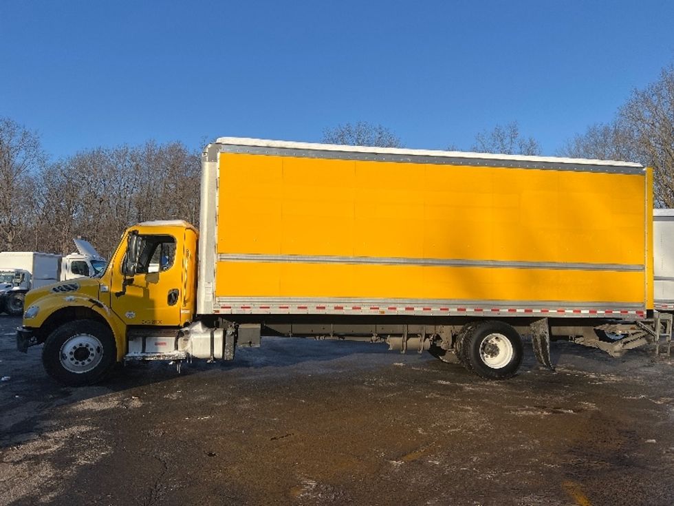 Medium Duty Box Truck-Light and Medium Duty Trucks-Freightliner-2020-M2-Dayton-NJ-129,447\n\t\tmiles-$ 53,500 - Image 4