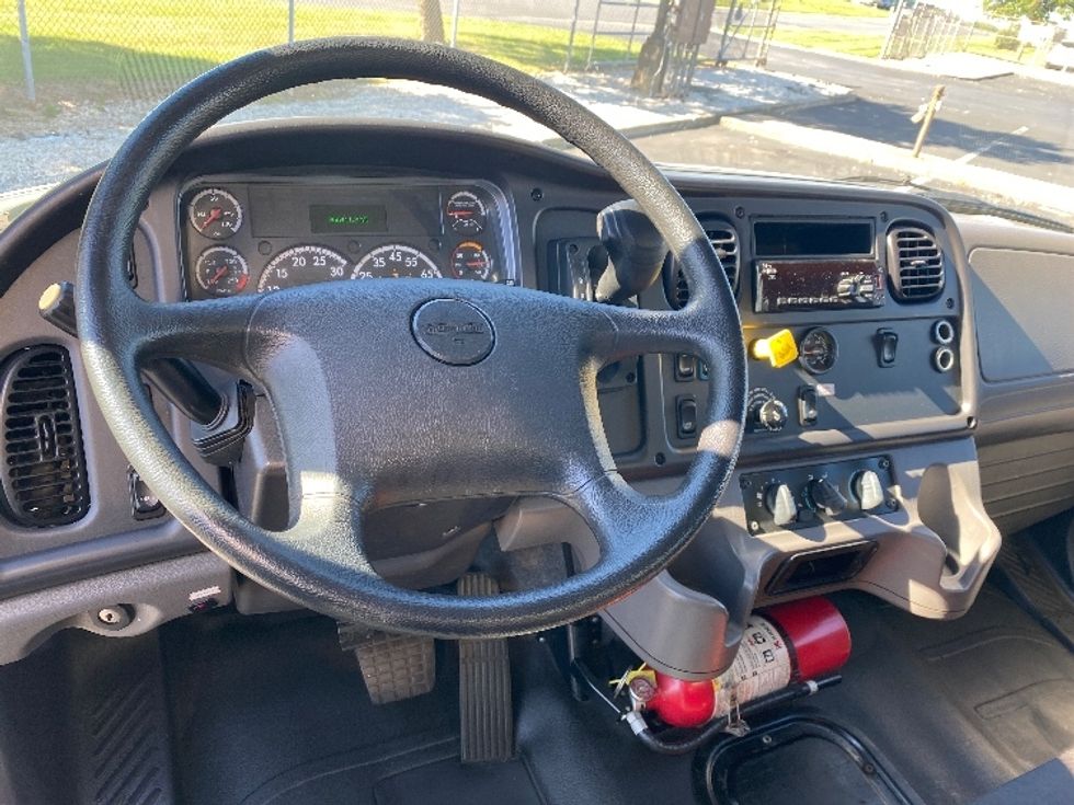 Medium Duty Box Truck-Light and Medium Duty Trucks-Freightliner-2020-M2-Dayton-NJ-266,412\n\t\tmiles-$ 42,750 - Image 18