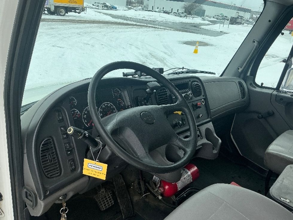 Medium Duty Box Truck-Light and Medium Duty Trucks-Freightliner-2020-M2-Dayton-OH-219,732\n\t\tmiles-$ 38,500 - Image 17
