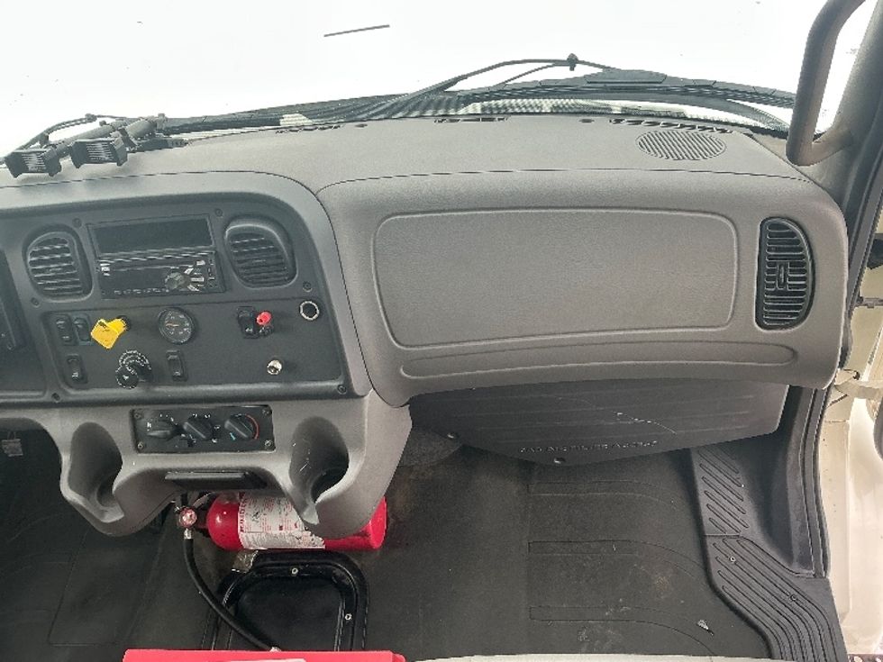Medium Duty Box Truck-Light and Medium Duty Trucks-Freightliner-2020-M2-Dayton-OH-219,732\n\t\tmiles-$ 38,500 - Image 21