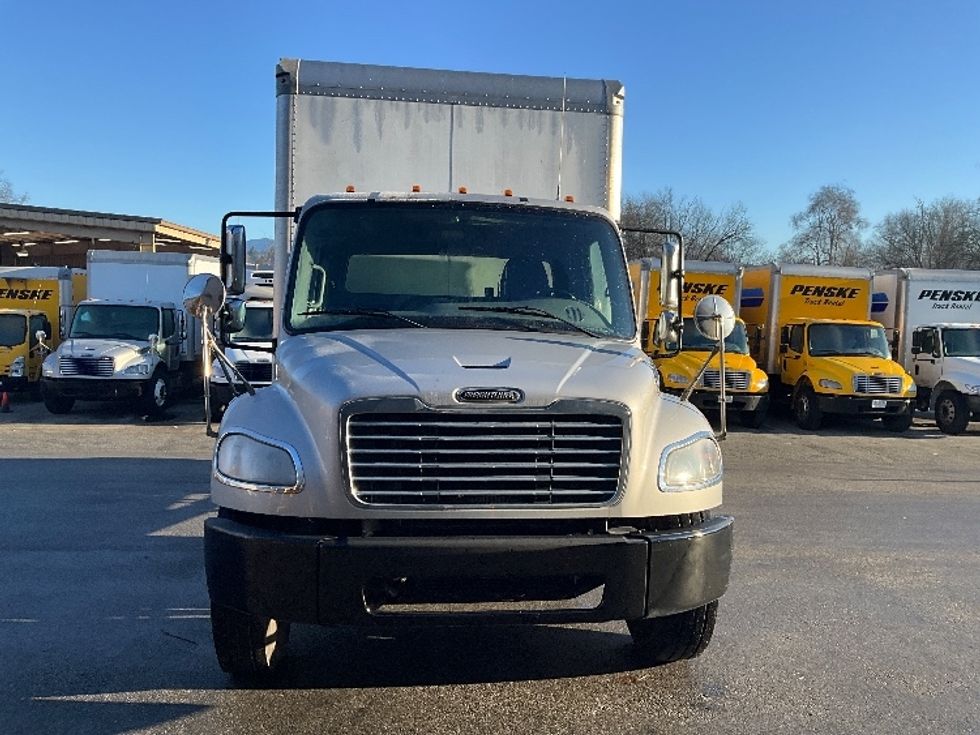 Medium Duty Box Truck-Light and Medium Duty Trucks-Freightliner-2020-M2-Delta-BC-121,027\n\t\tkm-$ 70,250 - Image 2