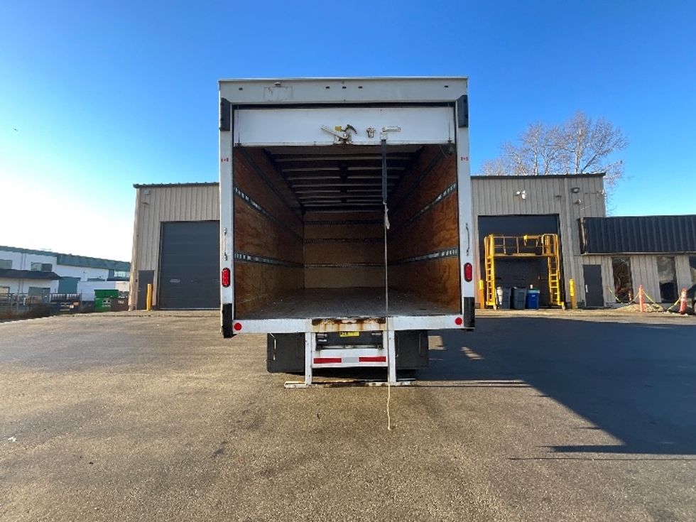 Medium Duty Box Truck-Light and Medium Duty Trucks-Freightliner-2020-M2-Delta-BC-121,027\n\t\tkm-$ 70,250 - Image 8