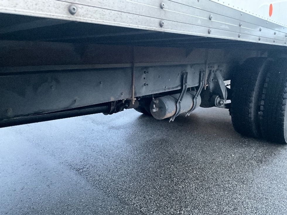 Medium Duty Box Truck-Light and Medium Duty Trucks-Freightliner-2020-M2-Delta-BC-77,981\n\t\tkm-$ 77,750 - Image 5