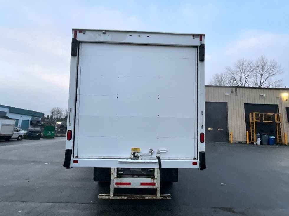 Medium Duty Box Truck-Light and Medium Duty Trucks-Freightliner-2020-M2-Delta-BC-77,981\n\t\tkm-$ 77,750 - Image 7