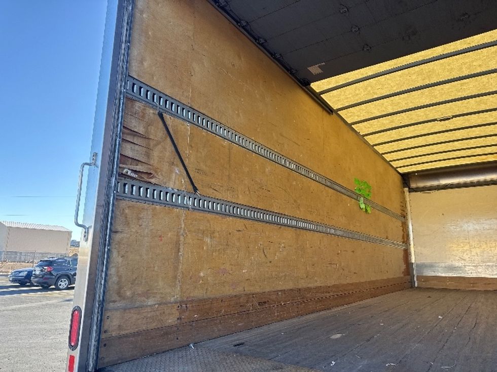 Medium Duty Box Truck-Light and Medium Duty Trucks-Freightliner-2020-M2-Denver-CO-103,969\n\t\tmiles-$ 61,250 - Image 11