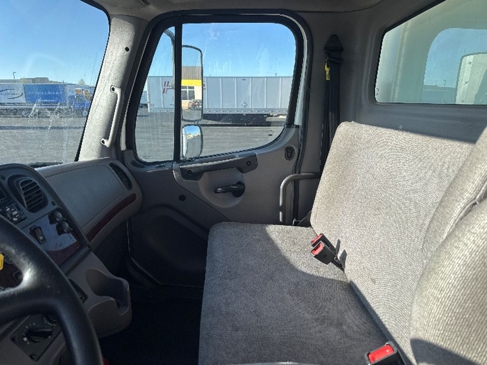 Medium Duty Box Truck-Light and Medium Duty Trucks-Freightliner-2020-M2-Denver-CO-103,969\n\t\tmiles-$ 61,250 - Image 19