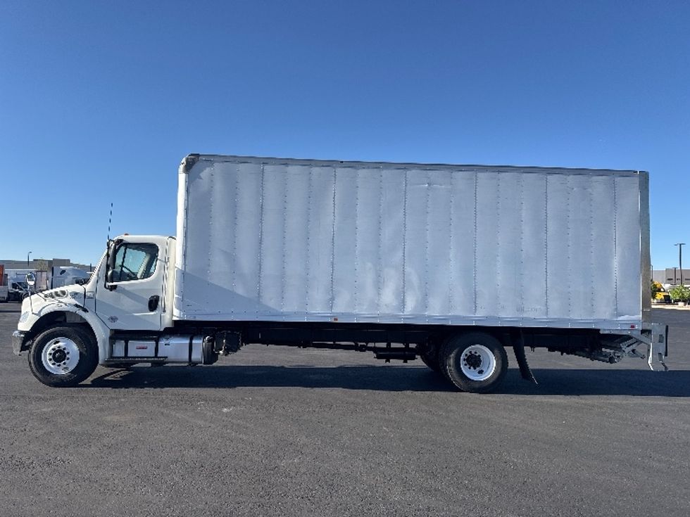 Medium Duty Box Truck-Light and Medium Duty Trucks-Freightliner-2020-M2-Denver-CO-103,969\n\t\tmiles-$ 61,250 - Image 4