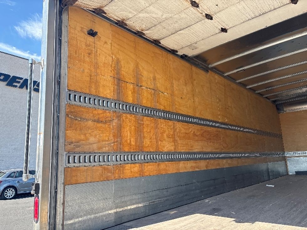 Medium Duty Box Truck-Light and Medium Duty Trucks-Freightliner-2020-M2-Denver-CO-221,934\n\t\tmiles-$ 38,250 - Image 11