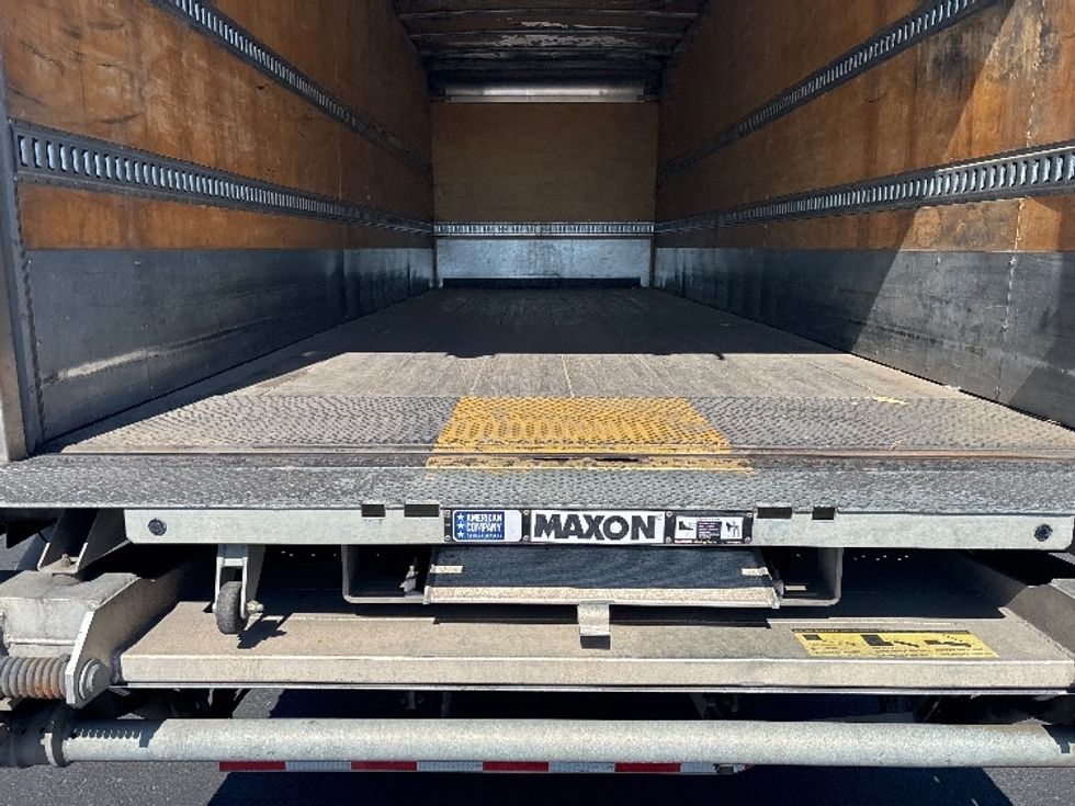 Medium Duty Box Truck-Light and Medium Duty Trucks-Freightliner-2020-M2-Denver-CO-223,360\n\t\tmiles-$ 38,000 - Image 10