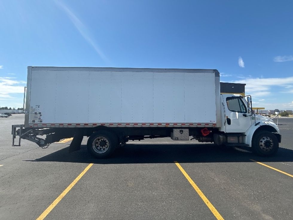 Medium Duty Box Truck-Light and Medium Duty Trucks-Freightliner-2020-M2-Denver-CO-223,360\n\t\tmiles-$ 38,000 - Image 15