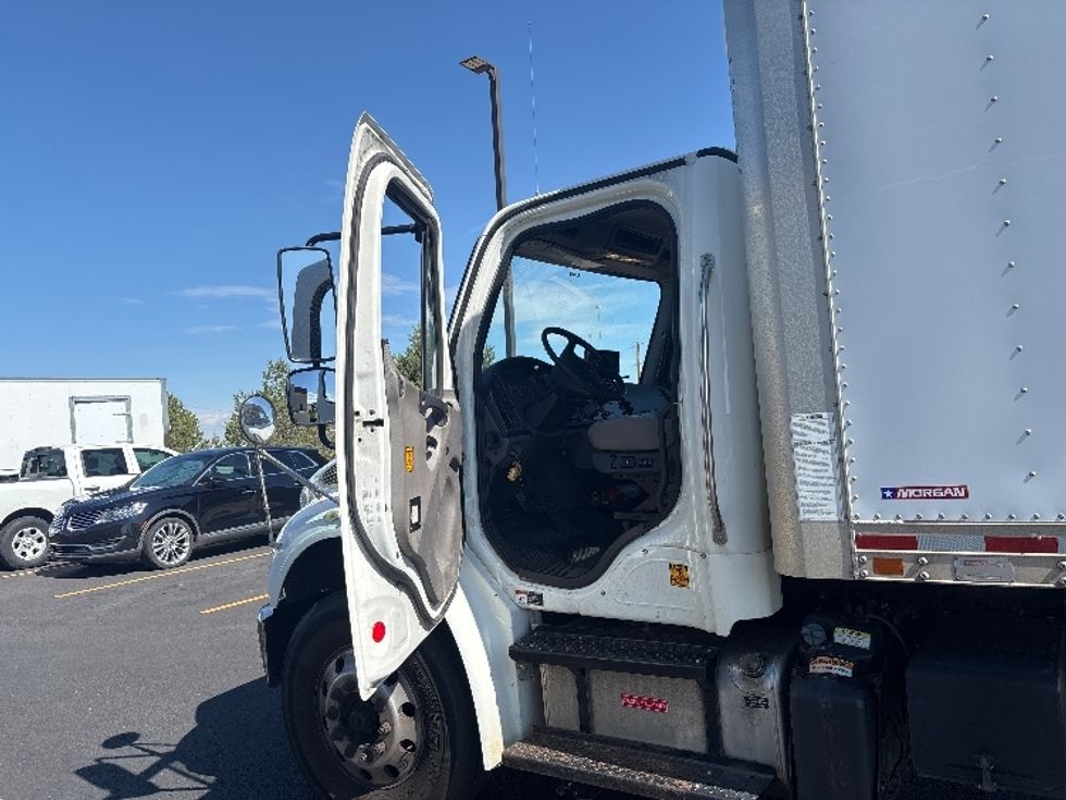 Medium Duty Box Truck-Light and Medium Duty Trucks-Freightliner-2020-M2-Denver-CO-223,360\n\t\tmiles-$ 38,000 - Image 16
