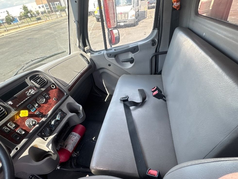 Medium Duty Box Truck-Light and Medium Duty Trucks-Freightliner-2020-M2-Denver-CO-90,737\n\t\tmiles-$ 78,250 - Image 19