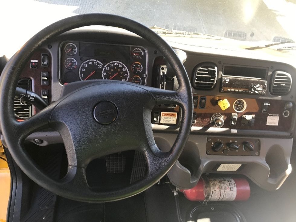 Medium Duty Box Truck-Light and Medium Duty Trucks-Freightliner-2020-M2-Duluth-GA-127,227\n\t\tmiles-$ 59,750 - Image 18