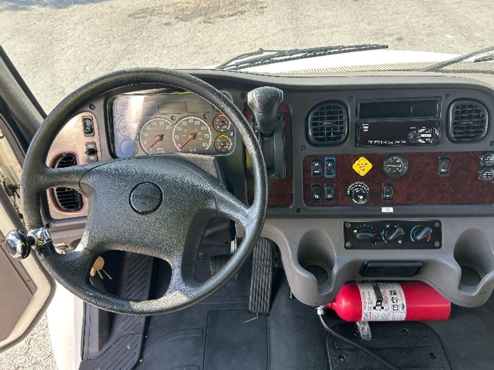 Medium Duty Box Truck-Light and Medium Duty Trucks-Freightliner-2020-M2-Duluth-GA-148,917\n\t\tmiles-$ 60,000 - Image 18