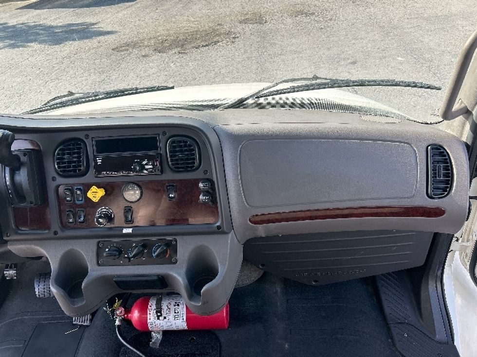 Medium Duty Box Truck-Light and Medium Duty Trucks-Freightliner-2020-M2-Duluth-GA-148,917\n\t\tmiles-$ 60,000 - Image 21