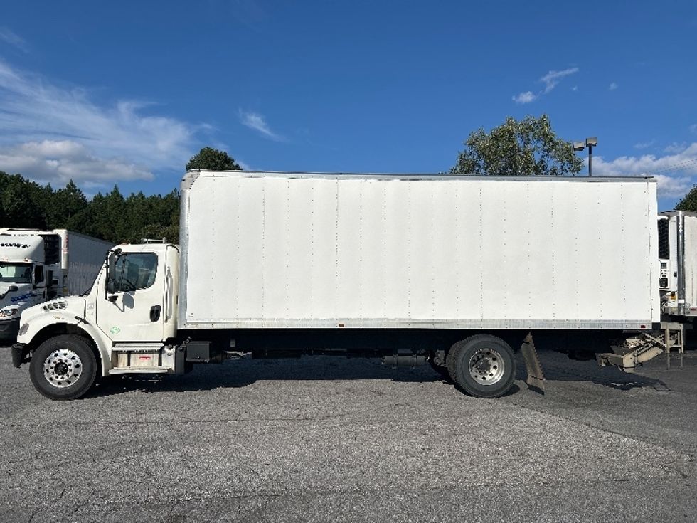 Medium Duty Box Truck-Light and Medium Duty Trucks-Freightliner-2020-M2-Duluth-GA-148,917\n\t\tmiles-$ 60,000 - Image 4