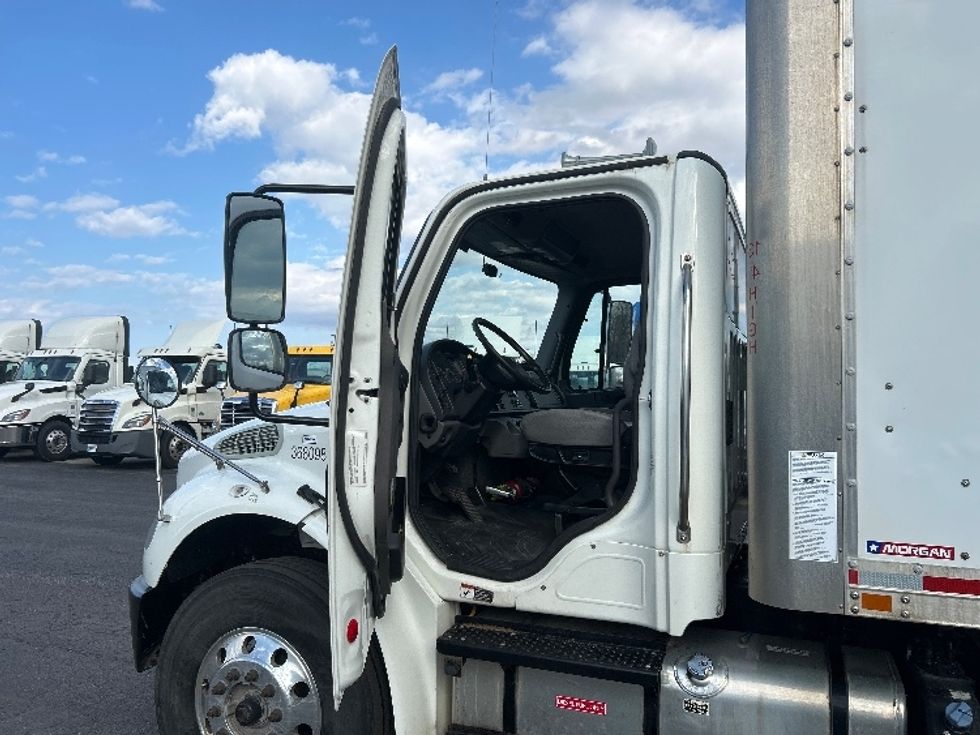 Medium Duty Box Truck-Light and Medium Duty Trucks-Freightliner-2020-M2-Duncansville-PA-175,680\n\t\tmiles-$ 50,250 - Image 16