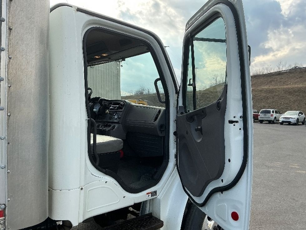 Medium Duty Box Truck-Light and Medium Duty Trucks-Freightliner-2020-M2-Duncansville-PA-223,540\n\t\tmiles-$ 43,000 - Image 20